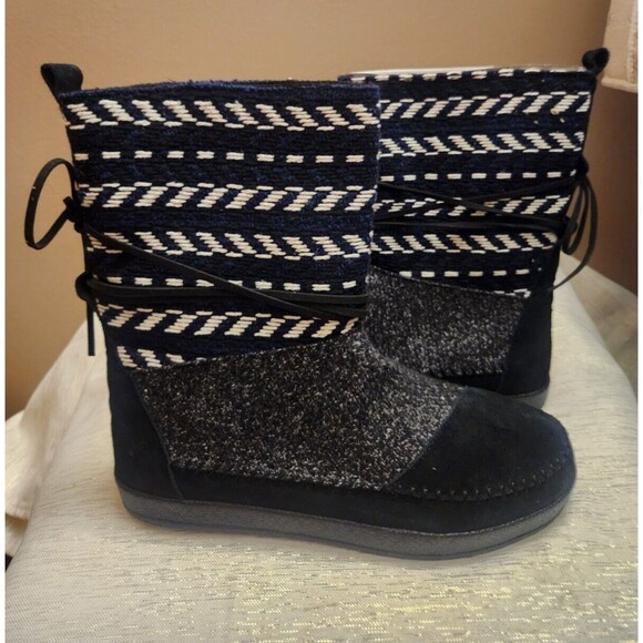 Toms Nepal Black Suede Textile Mix Sweater Boots Black Blue White Size 8.5 - Picture 1 of 7